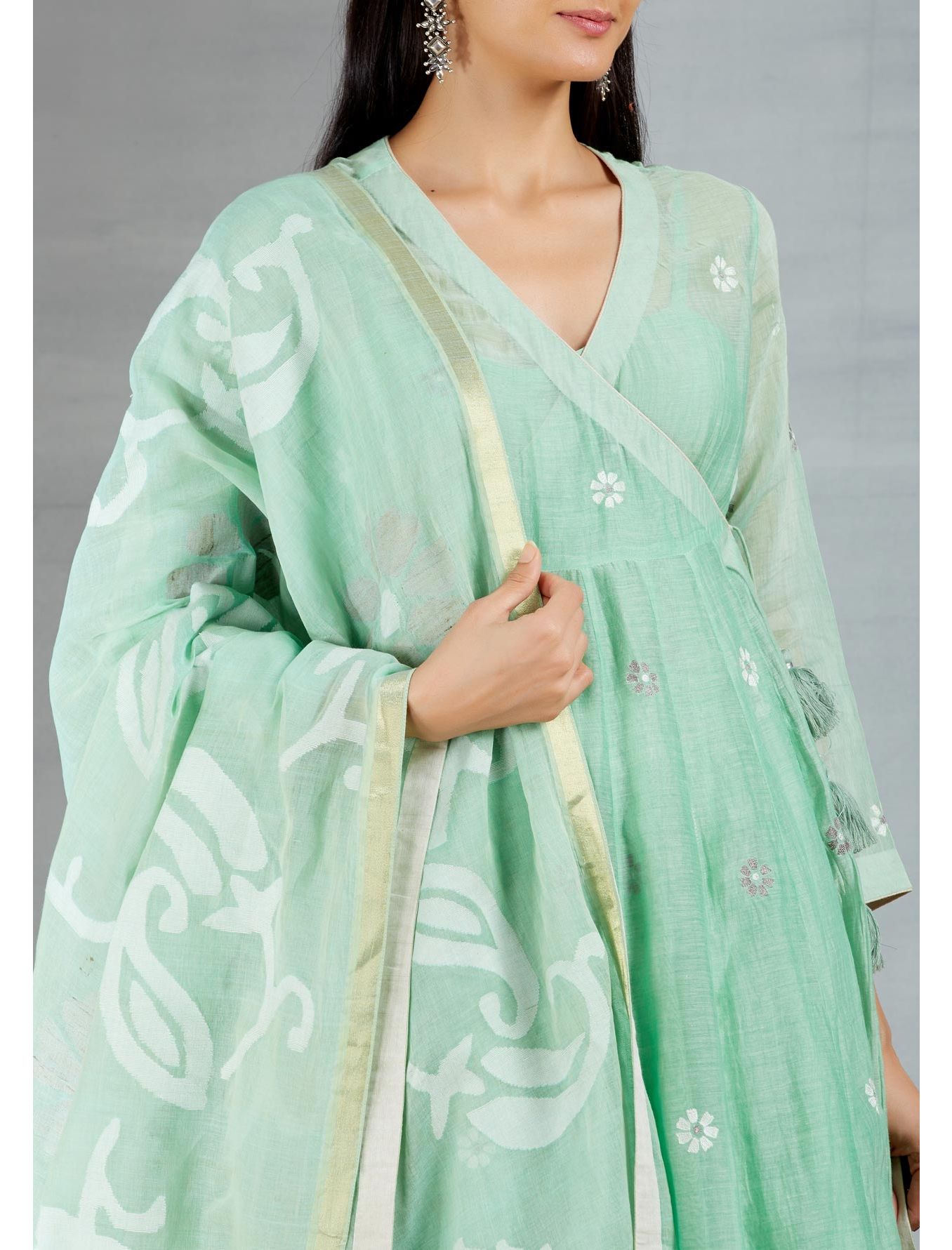 Dhakai joda in Sap Green