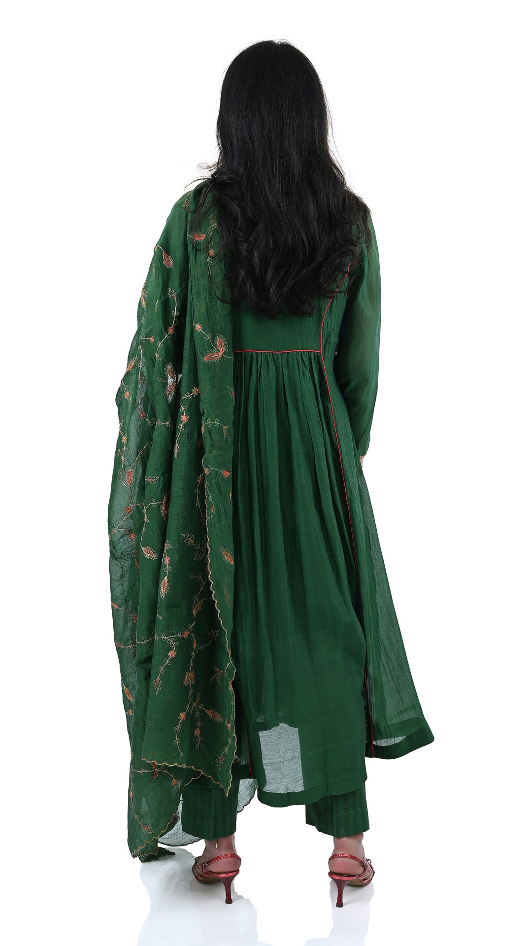 Mahenoor Joda- Kaahi Bottle green