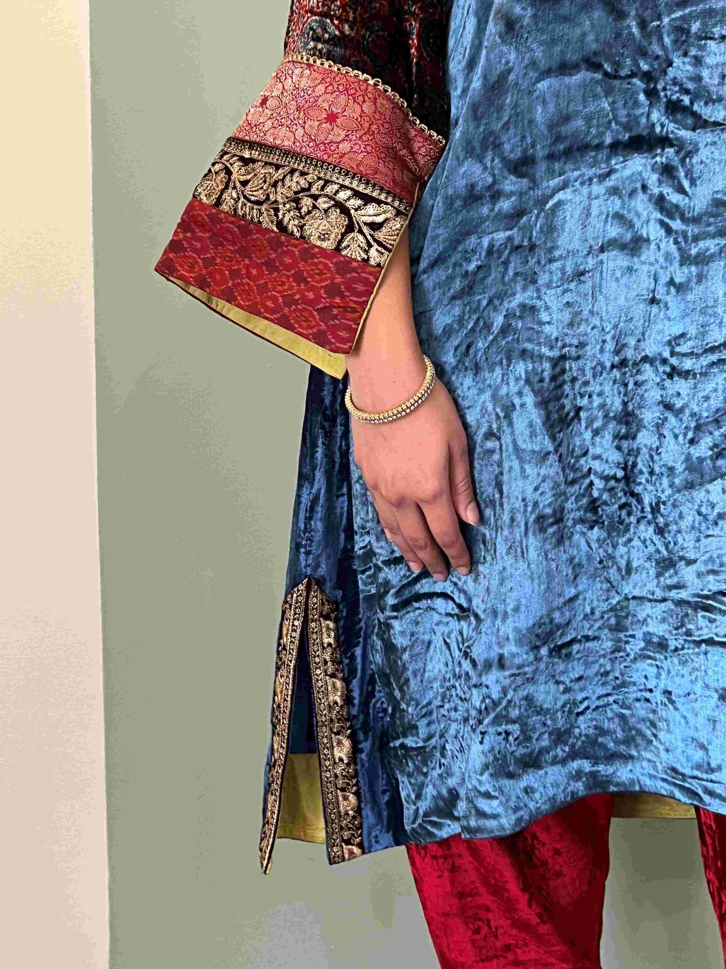 Blue makhmal and red Ikkat joda