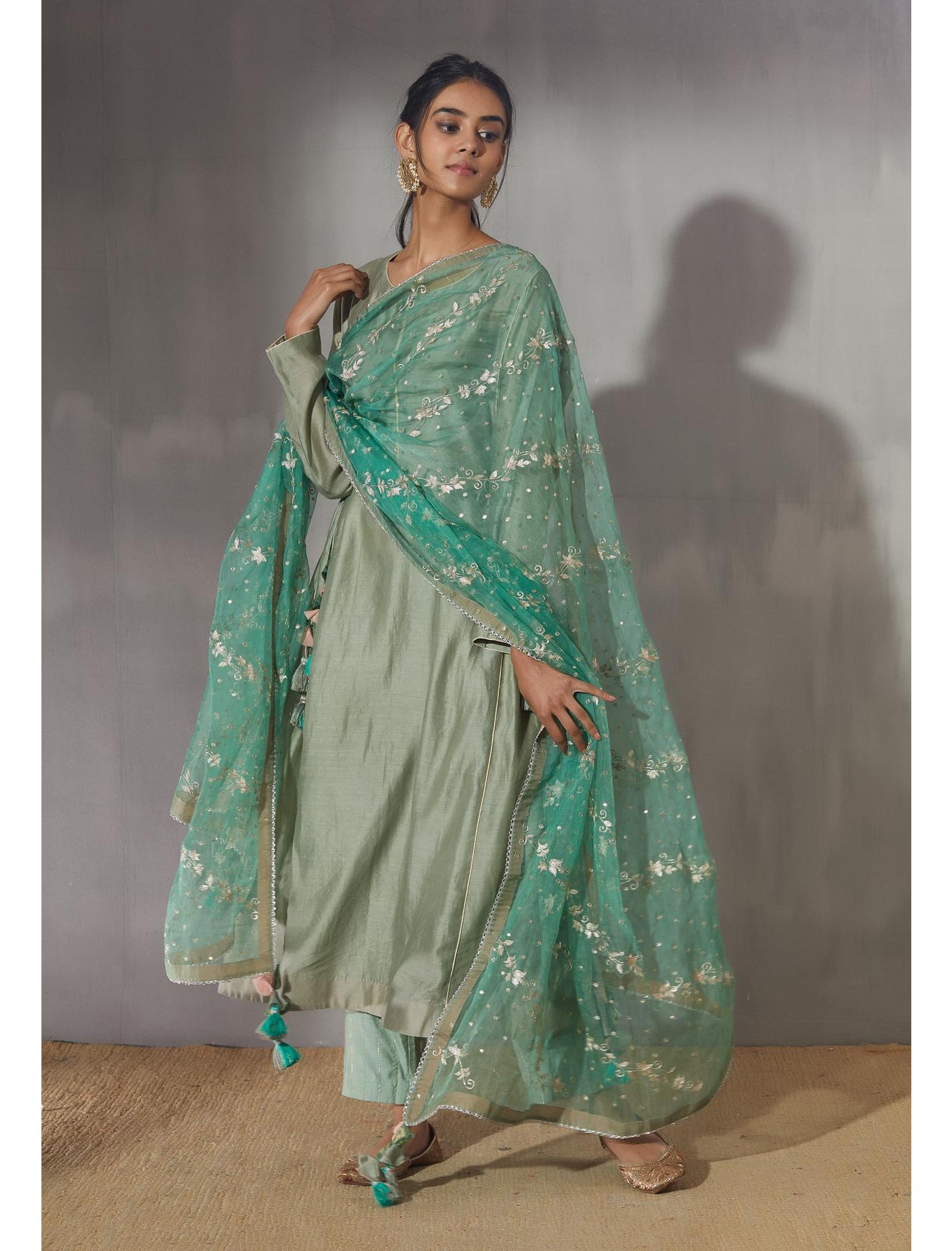 Flared Shazma joda