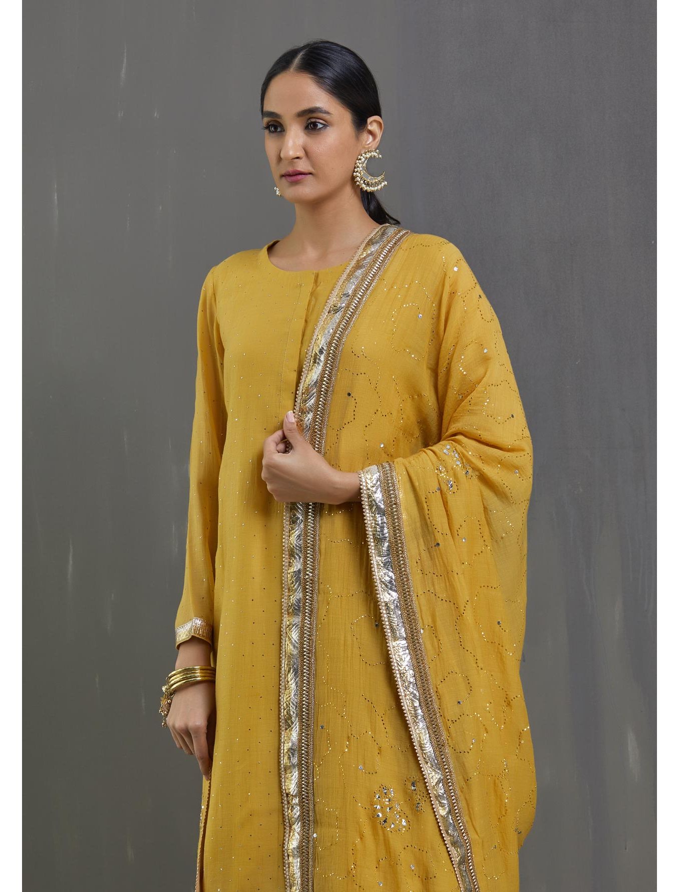 Kamdani lehenga Joda- kesari