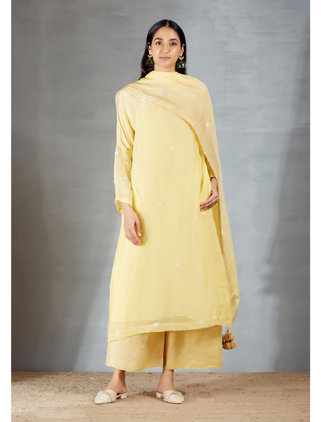 Dhakai joda in Lemon