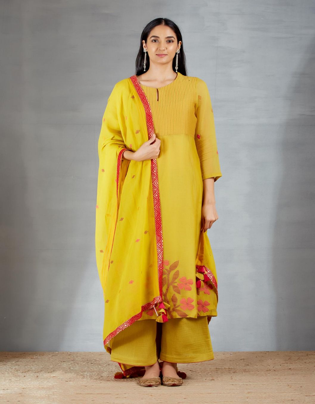 Dhakai joda in Mustard and Red
