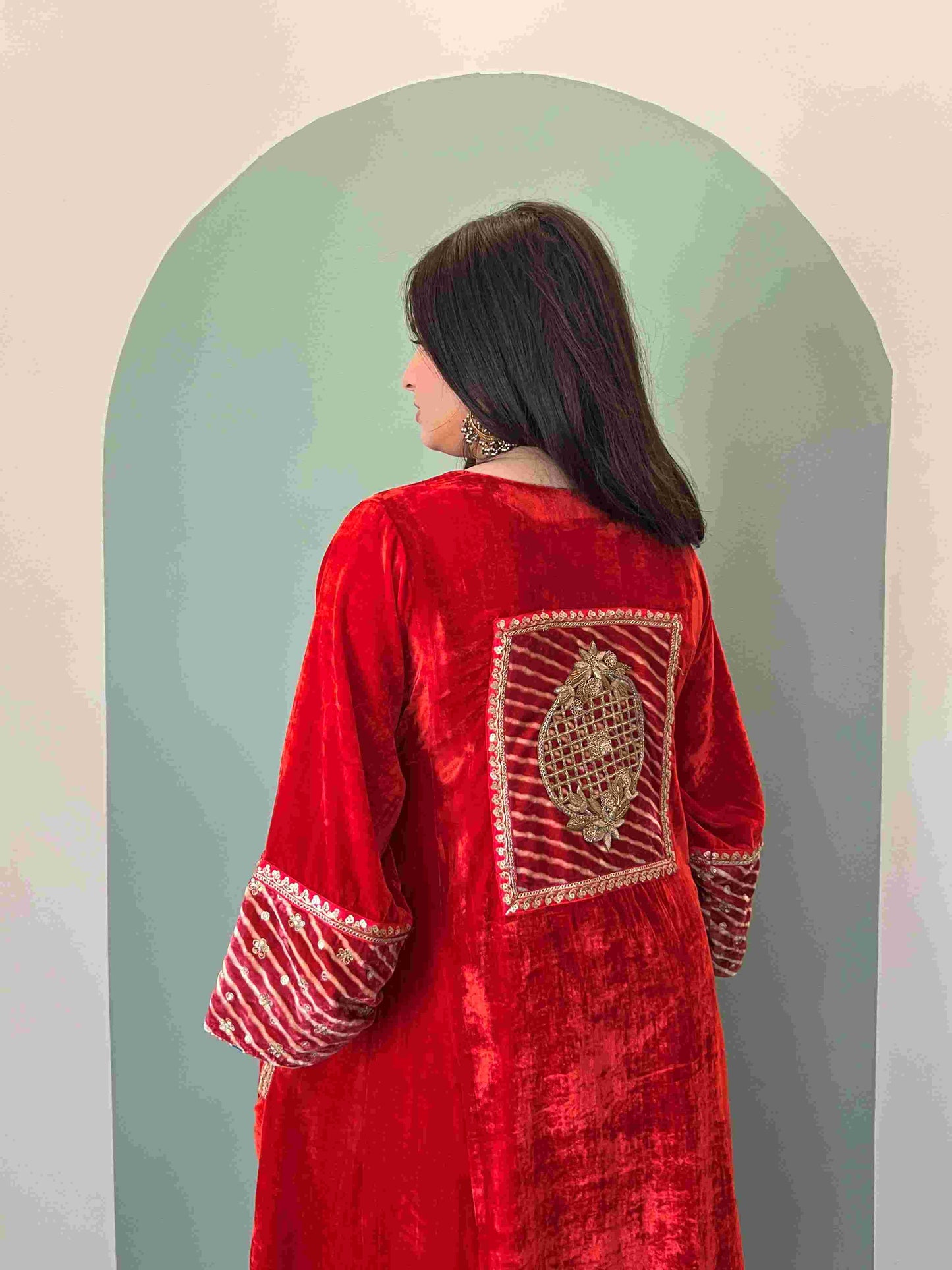 Orange makhmal with leheria joda (2)