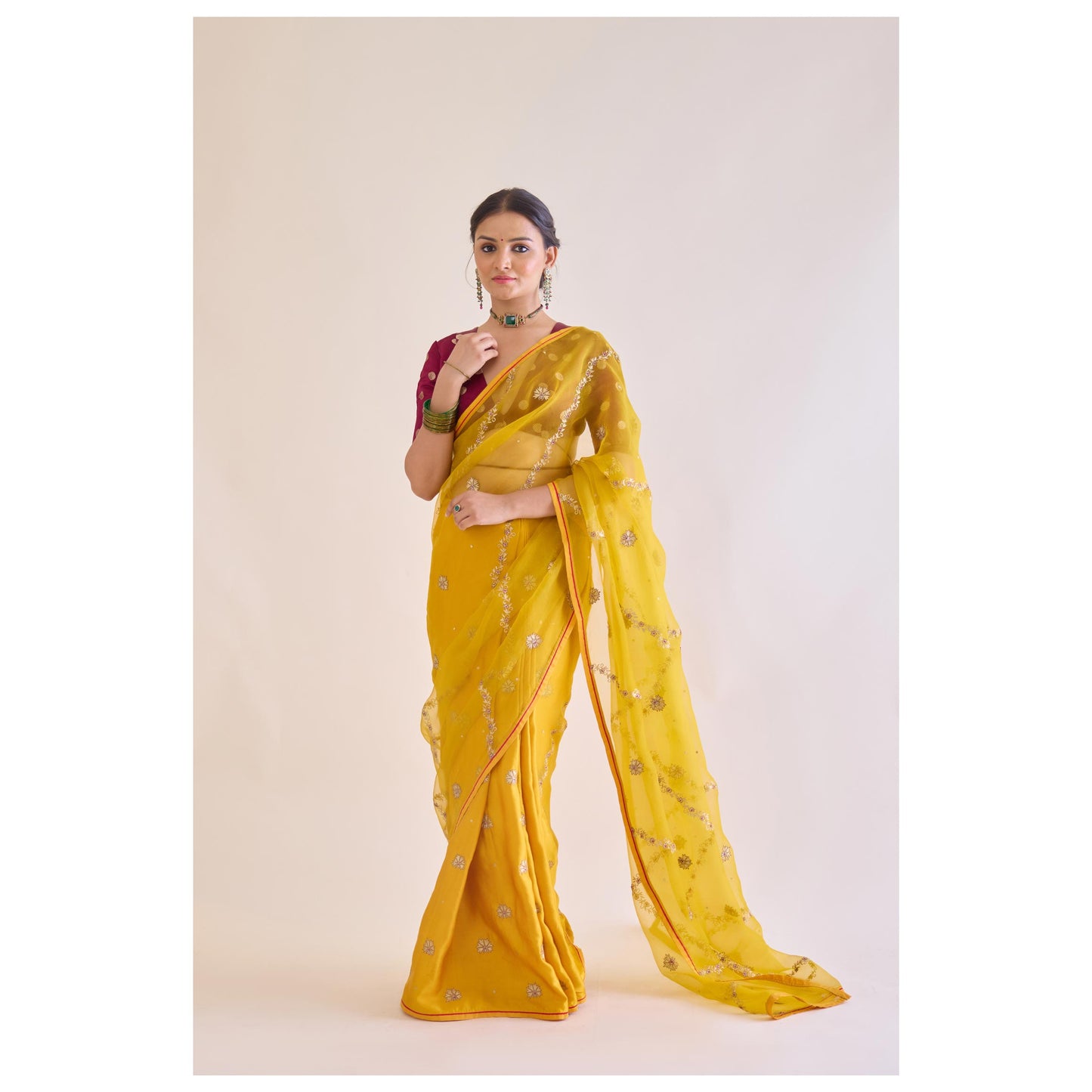 Kavyanshi saree