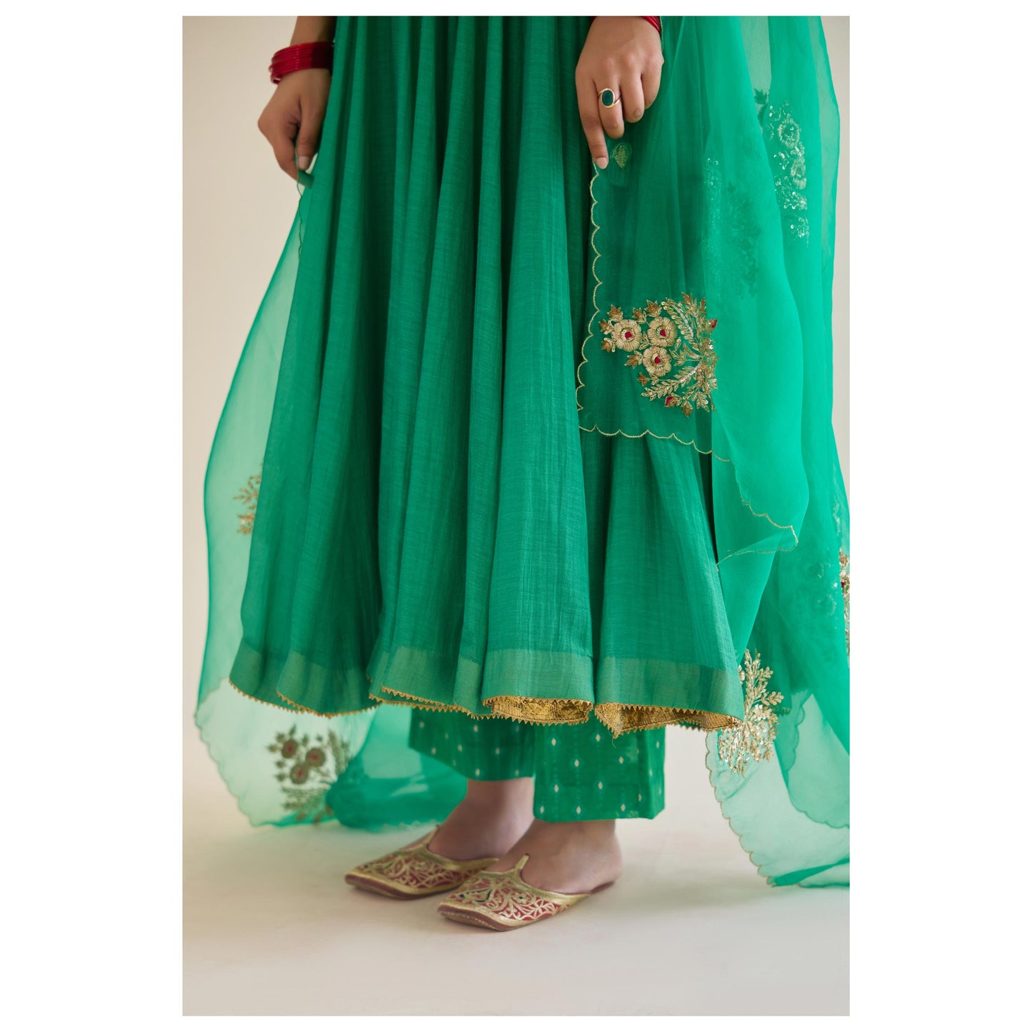 Noorjaahan Joda in Sabz emerald