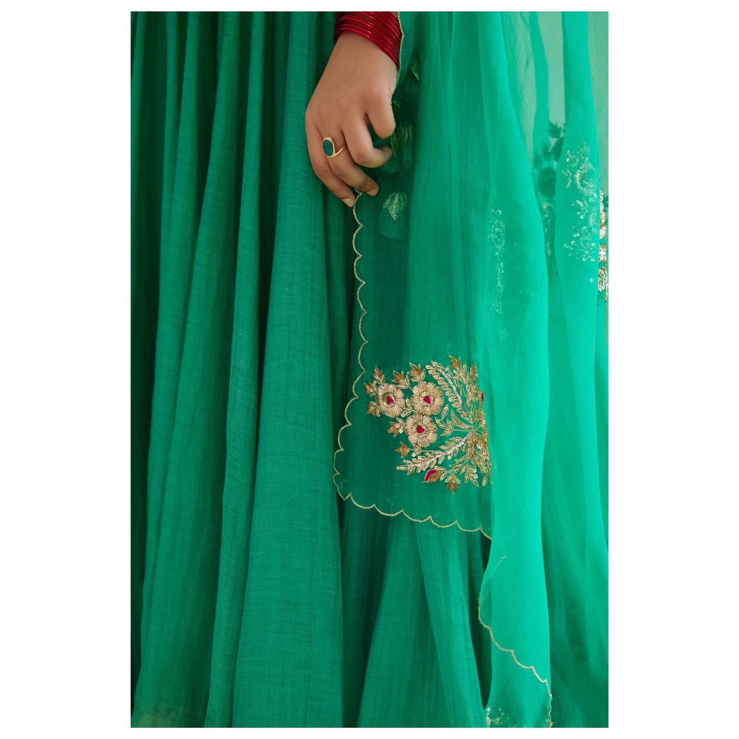 Noorjaahan Joda in Sabz emerald