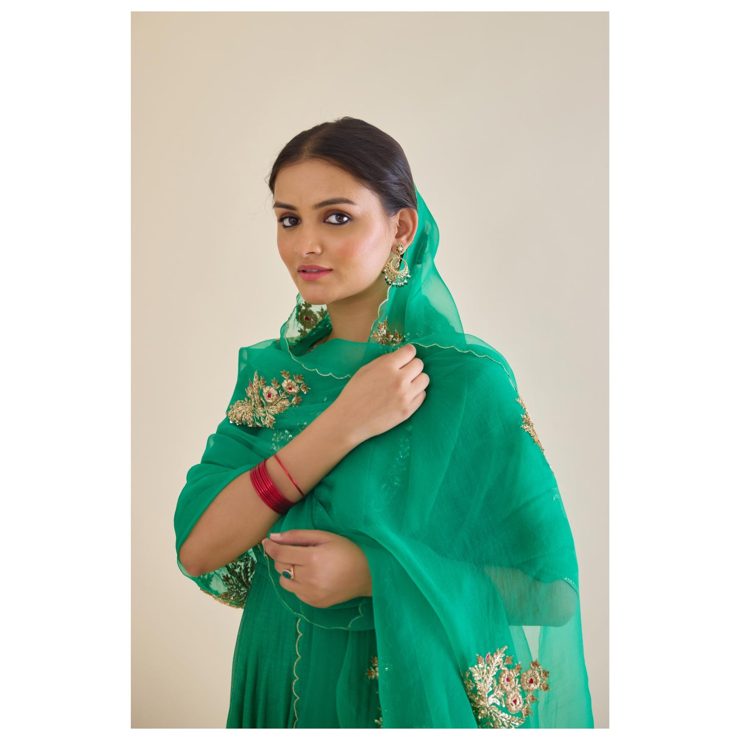 Noorjaahan Joda in Sabz emerald