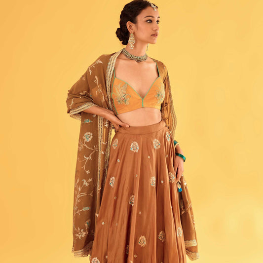 Aishwarya Lehenga (Kaansi)