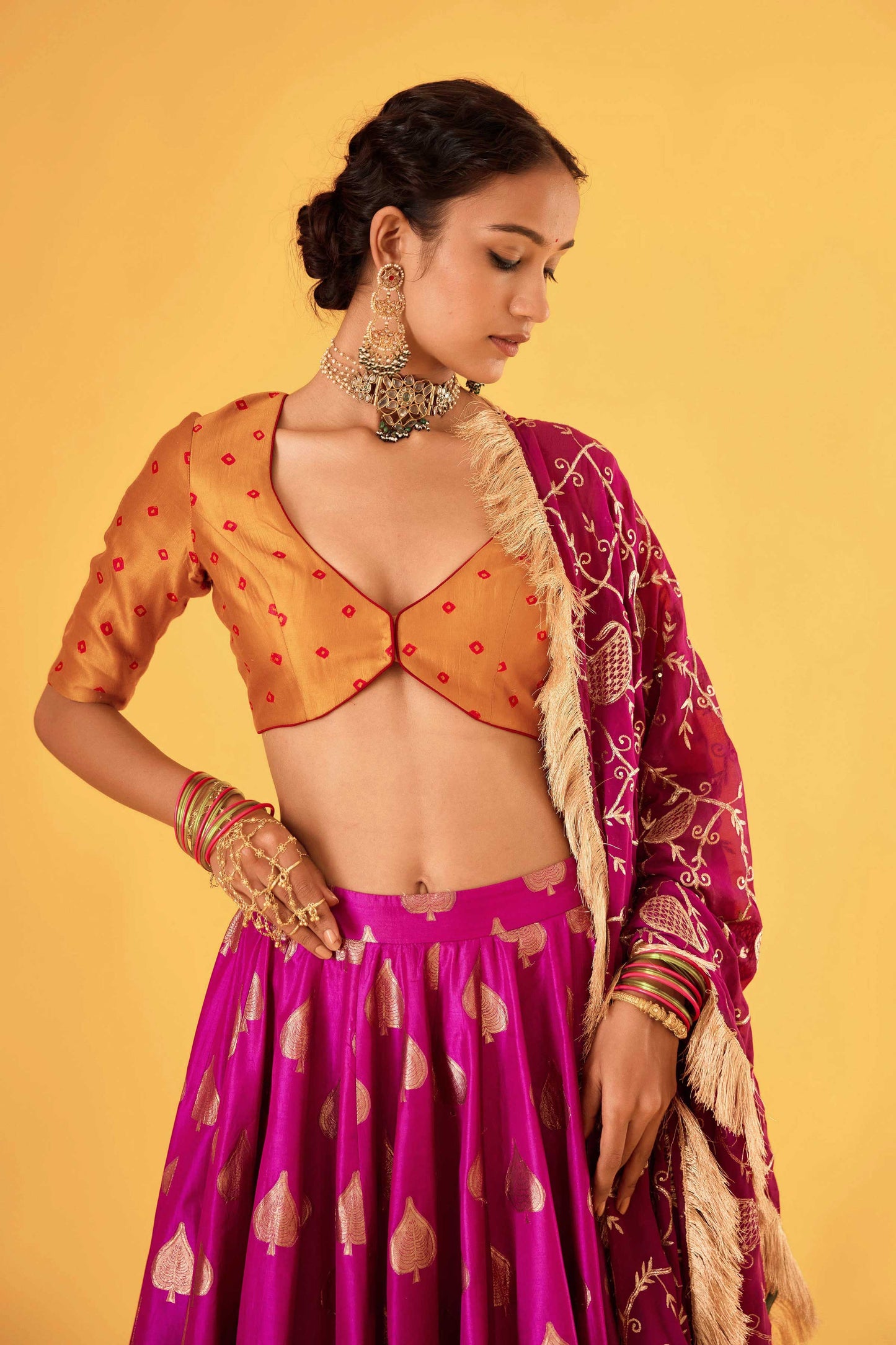 Yogeshwari Chatapati Lehenga (Kaasni)