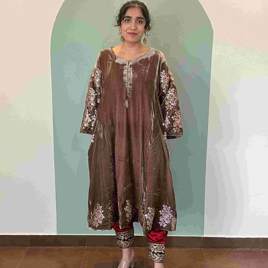 Badami makhmal with gold patchwork embroidery