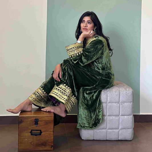 Mehandia makhmal with dori work joda